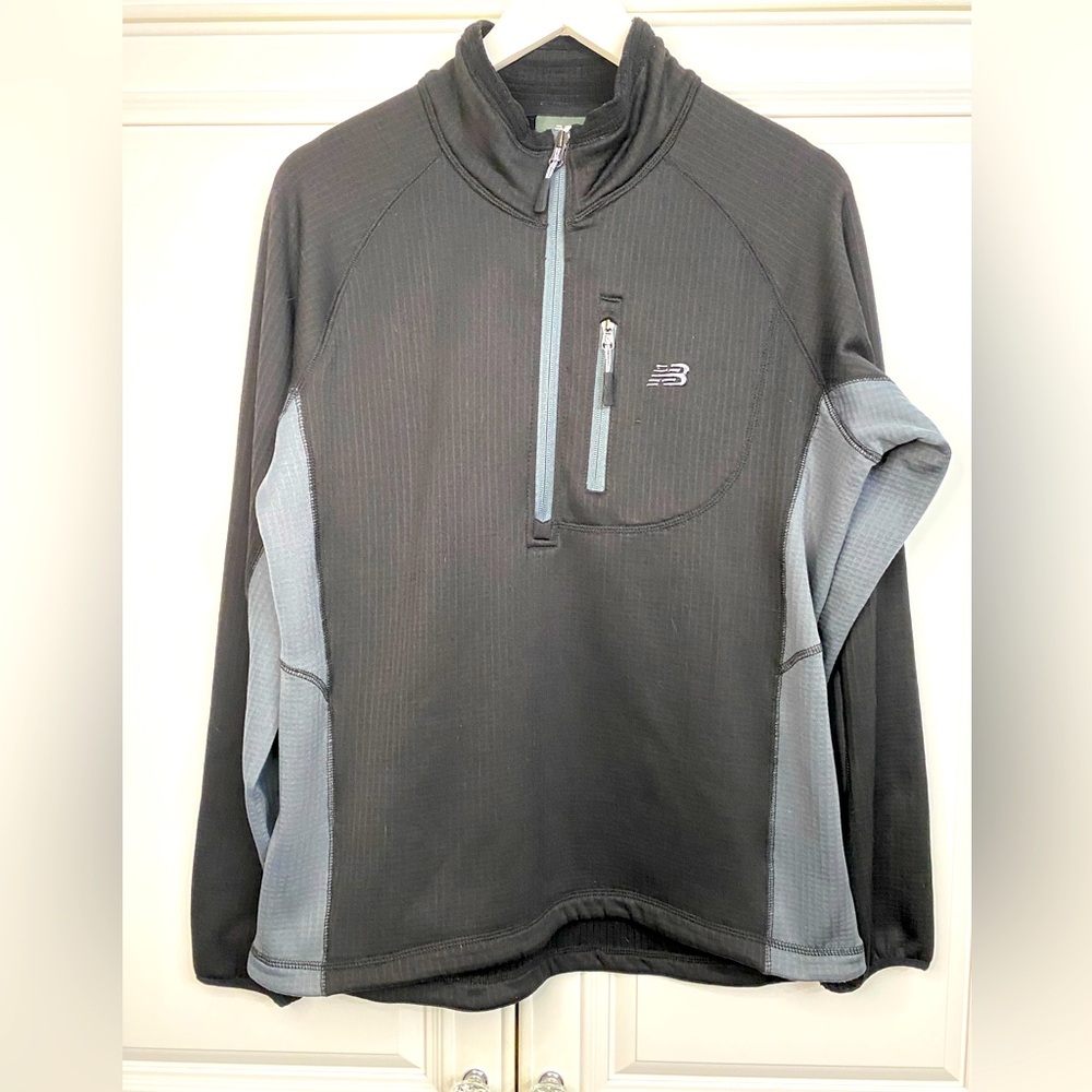 New Balance Men’s Sz Small 1/2 Zipper Pull On Activewear Jacket Black and Grey